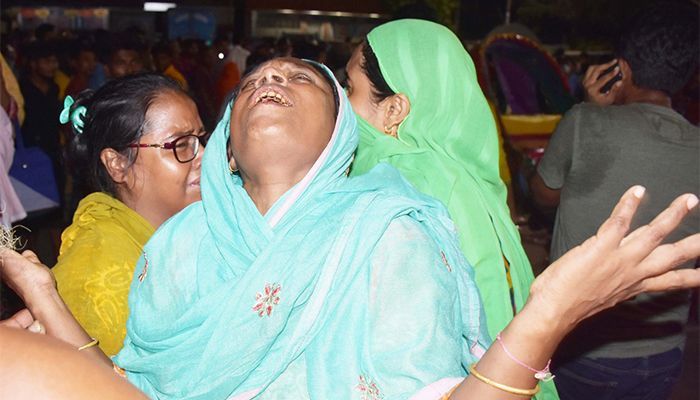 পরিবারদের ৫ লাখ টাকা দেয়ার আদেশ স্থগিত