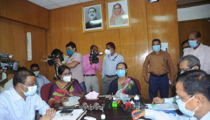 মাসে ৩০ কেজি করে চাল পাবেন ১০ লাখ ৪০ হাজার নারী