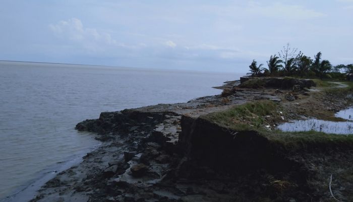 মেঘনার ভাঙনে গৃহহারা ১০ হাজার পরিবার