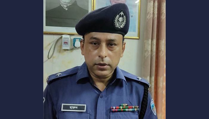 বেগমগঞ্জ থানার ওসিকে চট্টগ্রাম ডিআইজি অফিসে বদলি