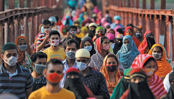 করোনাভাইরাসের দ্বিতীয় ঢেউ: পূর্ণ প্রস্তুতি আবশ্যক