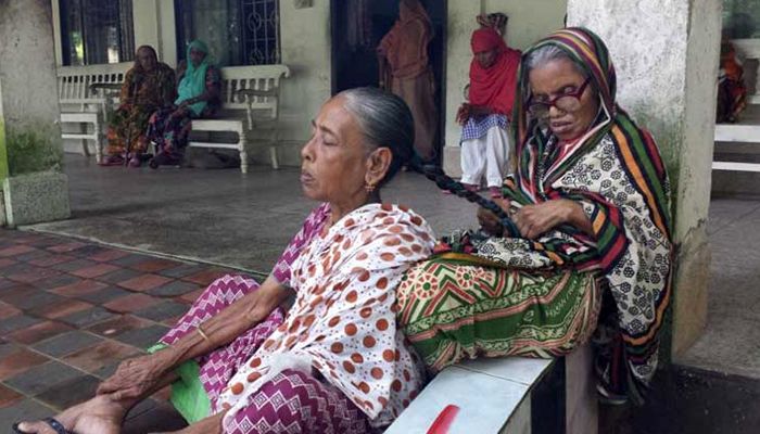 প্রবীণজীবন নিয়ে ভবিষ্যৎ পরিকল্পনা জরুরি
