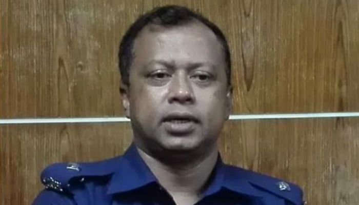 ক্রসফায়ারের হুমকি: ওসি মুর্শেদসহ ১১ পুলিশ সদস্যের বিরুদ্ধে মামলা