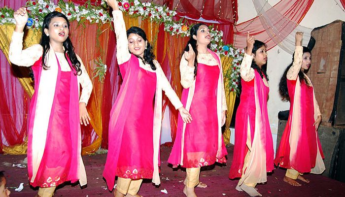 যে কারণে কমে যাচ্ছে বাংলাদেশি মেয়েদের উচ্চতা