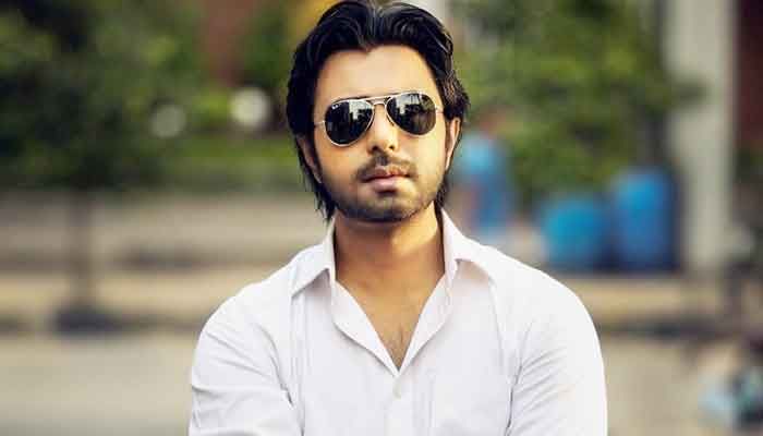 আট দিন পর বাড়ি ফিরেছেন অপূর্ব