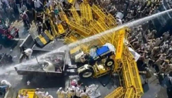 কৃষকদের দিল্লি চলো অভিযানে পুলিশের জল কামান