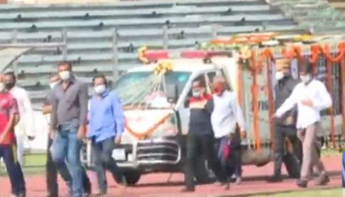 জাতীয় পুরস্কারপ্রাপ্ত ফুটবলার বাদল রায়কে শেষ শ্রদ্ধা