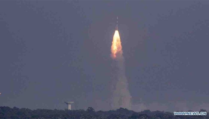 ভারতের যোগাযোগ স্যাটেলাইট সিএমএস-০১ উৎক্ষেপণ