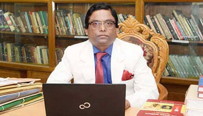ডাক ডিজির দেশত্যাগে নিষেধাজ্ঞা