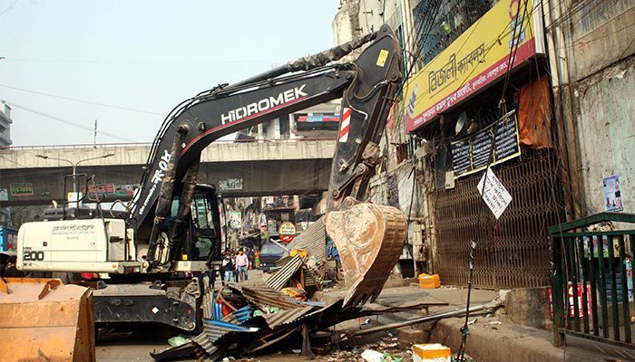 সুন্দরবন মার্কেটের দোকান উচ্ছেদে বাধা কাটলো