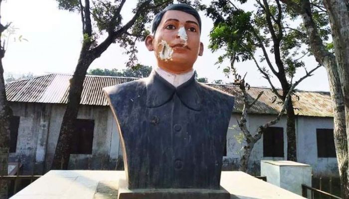 কুমারখালীতে বাঘা যতীনের ভাস্কর্য ভাঙচুর