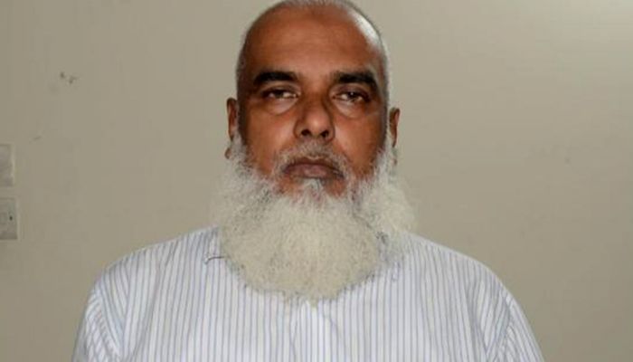 স্বাস্থ্যের কোটিপতি ড্রাইভার মালেকের বিরুদ্ধে চার্জশিট