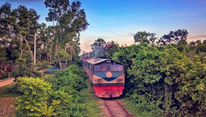 ঢাকা-কক্সবাজারে ২০২২ সালেই ট্রেন চলবে