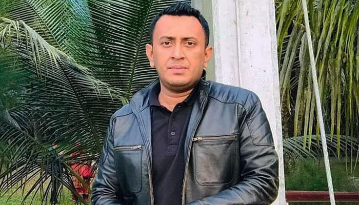 ‘স্বর্ণ ছিনতাই’: মাদকদ্রব্য নিয়ন্ত্রণ অধিদফতরের কর্মকর্তা গ্রেফতার