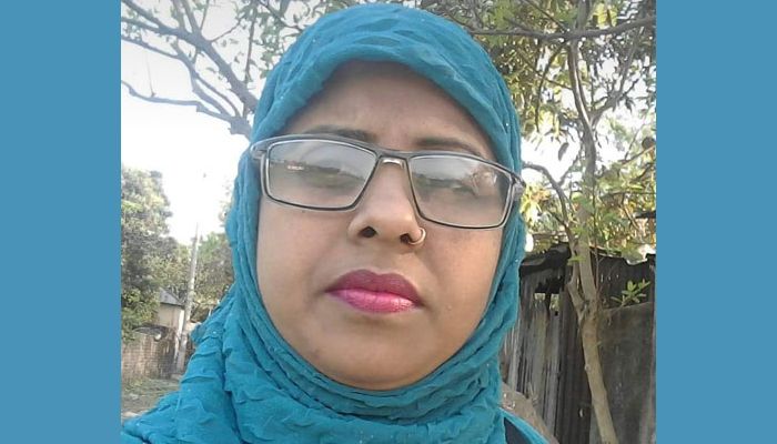 কিশোরীকে আটকে যৌন ব্যবসা করাতেন নারী কাউন্সিলর