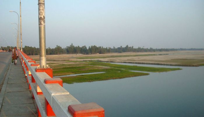 নদ-নদীতে পানি নেই, প্রভাব পড়ছে জীব-বৈচিত্র্যে