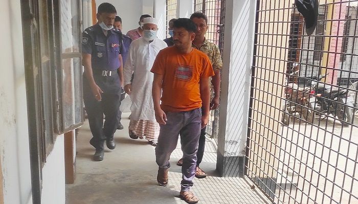 বাগেরহাটে গুলি বিনিময়ের ঘটনায় আটক ৪
