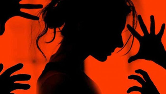 গাইবান্ধায় আগুন দিয়ে গৃহবধূকে হত্যা 