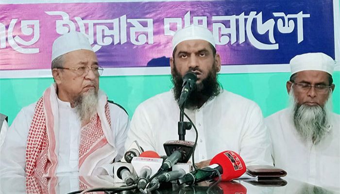 হরতালে বাধা দিলে কঠোর কর্মসূচি দেবে হেফাজত