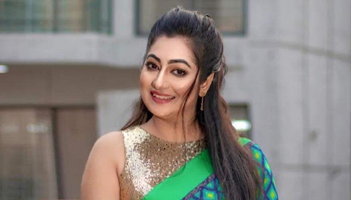 অভিনেত্রী রোমানা স্বর্ণাকে জেলগেটে জিজ্ঞাসাবাদের নির্দেশ