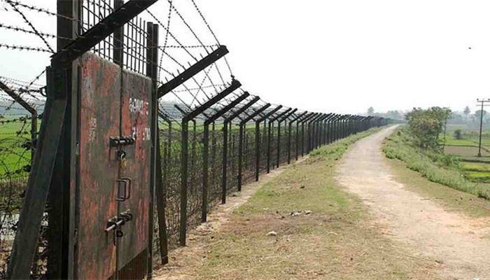 চাঁপাইনবাবগঞ্জ সীমান্তে বাংলাদেশি যুবকের মরদেহ উদ্ধার