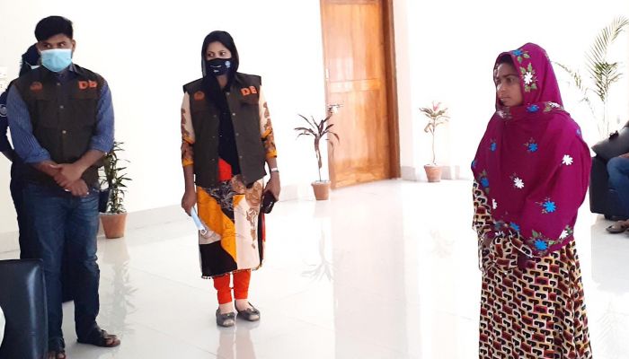 স্বামীকে ইয়াবা দিতে গিয়ে স্ত্রী গ্রেফতার