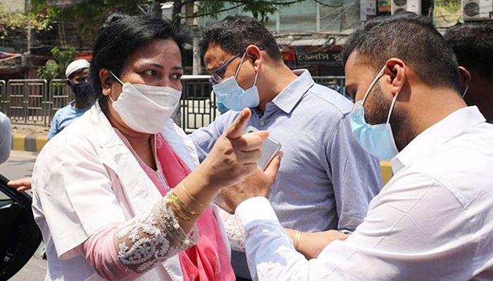 চিকিৎসকের সাথে তর্কে জড়ানো ম্যাজিস্ট্রেটকে বদলি