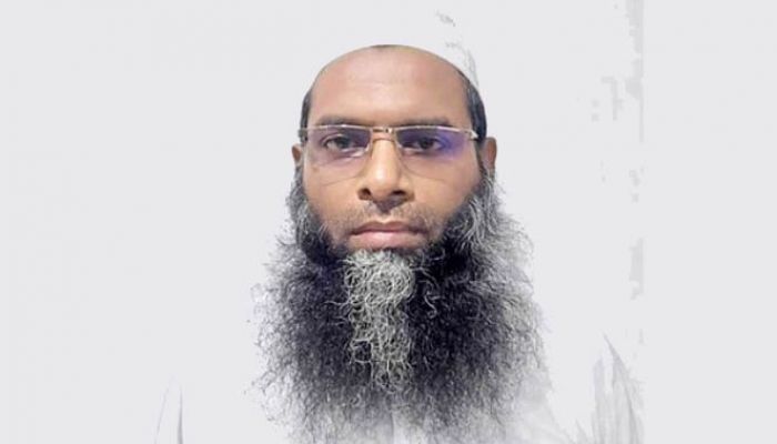 হেফাজত নেতা মুফতি ইলিয়াস হামিদী রিমান্ডে