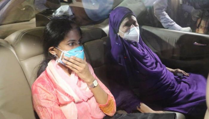 খালেদাকে নতুন ওষুধ দিয়েছেন লন্ডনের চিকিৎসকরা