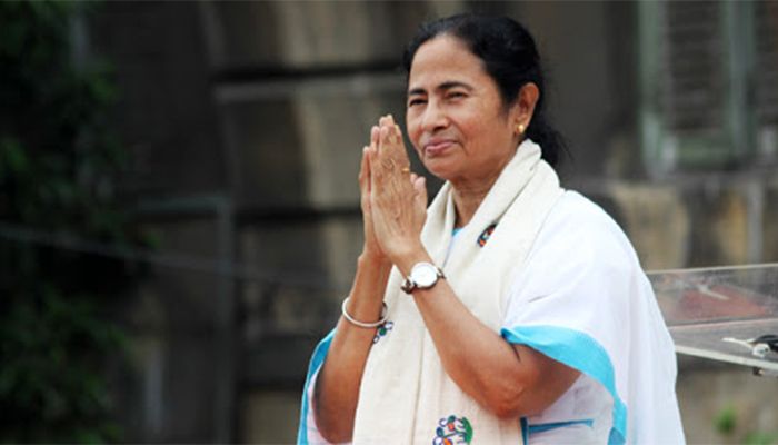 পশ্চিমবঙ্গে বিনামূল্যে টিকা দেয়ার ঘোষণা মমতার