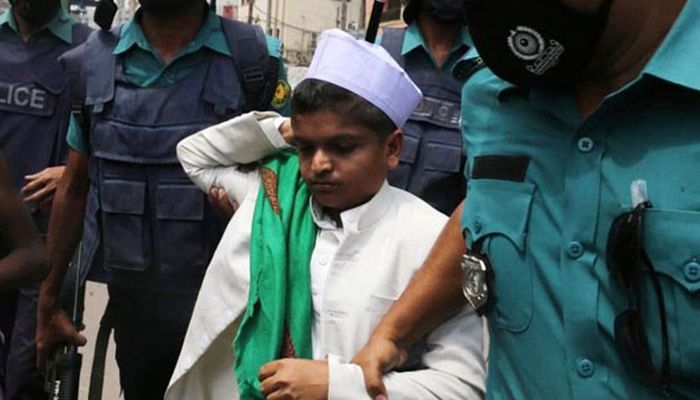 ‘শিশুবক্তা’ রফিকুল ৭ দিনের রিমান্ডে