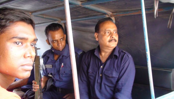 সাতক্ষীরায় ডিজিটাল নিরাপত্তা আইনে আইনজীবী গ্রেফতার 