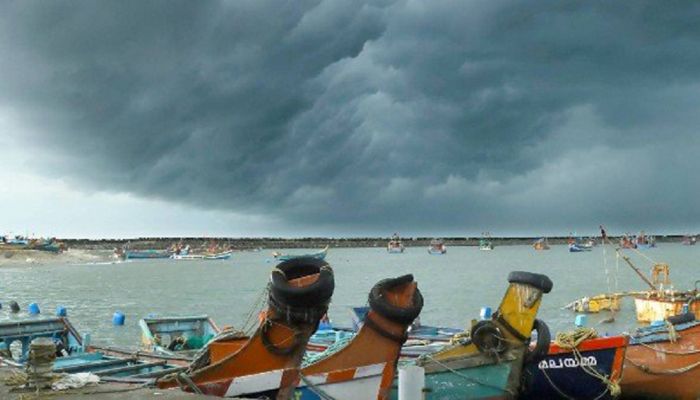 রাতে নিম্নচাপে রূপান্তরিত হতে পারে ঘূর্ণিঝড় ‘ইয়াস’