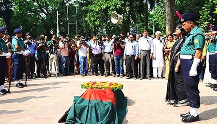 গার্ড অব অনারে নারী ইউএনওর বিকল্প দাবি সংসদীয় কমিটির