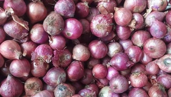 হঠাৎ বেড়েছে পেঁয়াজের দাম 
