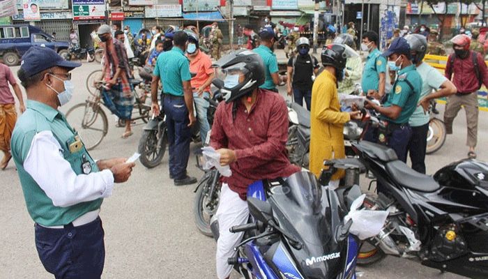 বিধিনিষেধ অমান্য: রাজধানীতে আটক ৪৮১ জন