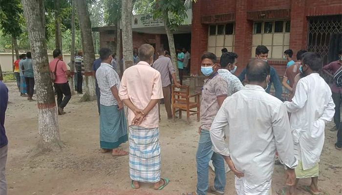 লালমনিরহাটে গ্রামীণ ব্যাংকের নৈশপ্রহরীর লাশ উদ্ধার