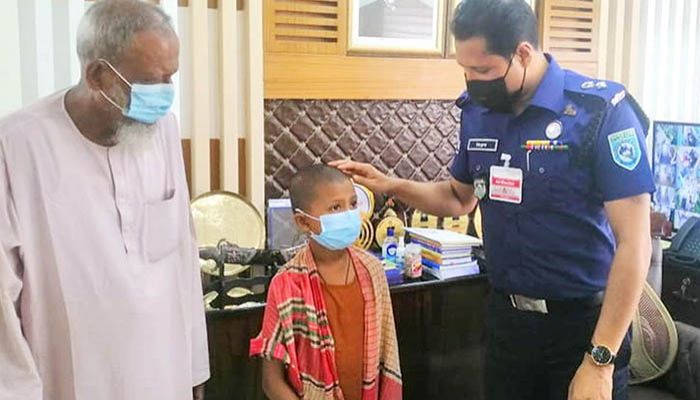 শিশু জীবনের চিকিৎসার দায়িত্ব নিলেন এসপি  বিপ্লব কুমার
