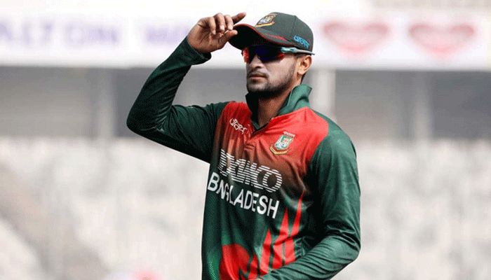 ব্যাটিং-বোলিং র‍্যাঙ্কিংয়ে সাকিবের উন্নতি