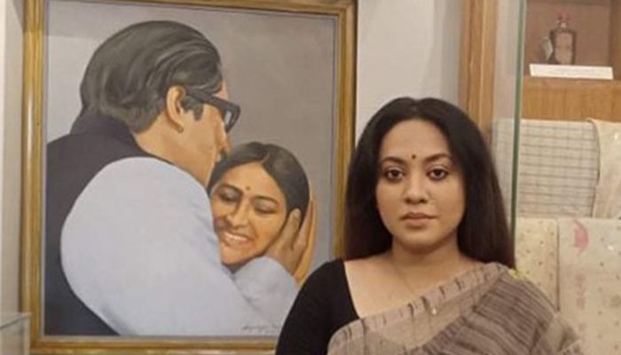 ‘রক্তমাখা সিঁড়ি’ গানের তথ্যচিত্রে তারিন