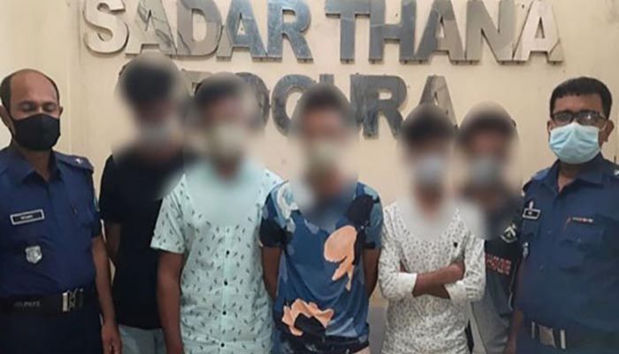 টিকটক ভিডিওতে জাতীয় সংগীতের অবমাননা, আটক ৫