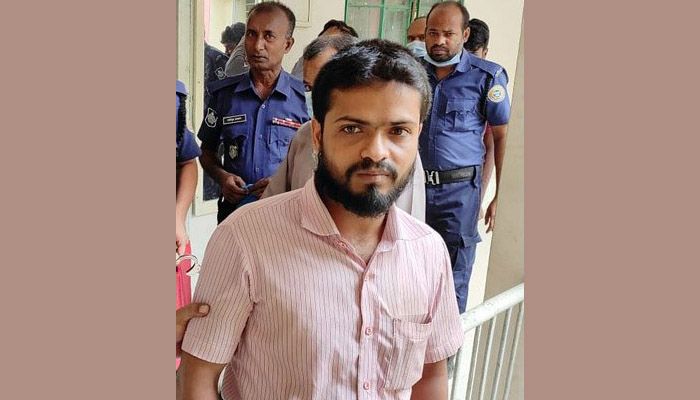 প্রতিপক্ষকে ফাঁসাতে ৯ বছর আত্মগোপন, অবশেষে ধরা