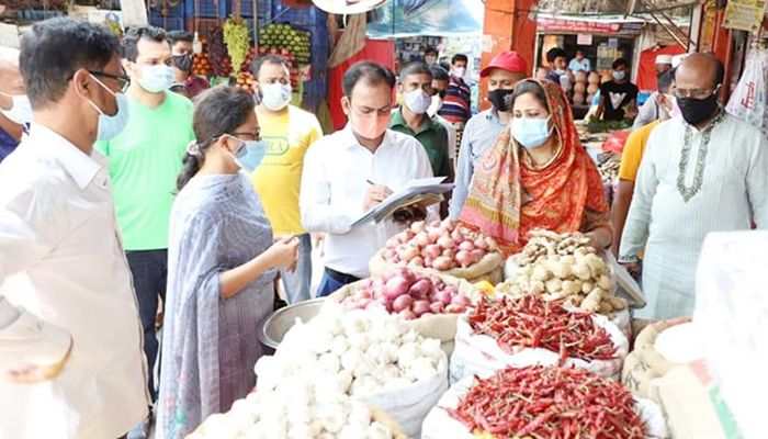 ভোক্তাস্বার্থ কতটুকু সুরক্ষিত হচ্ছে?