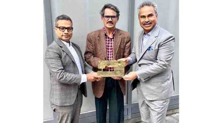 কানাডায় পোশাক রফতানি বাড়াতে চায় বিজিএমইএ