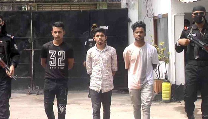 কুমিল্লায় স্কুলছাত্র হত্যা মামলায় গ্রেফতার ৩