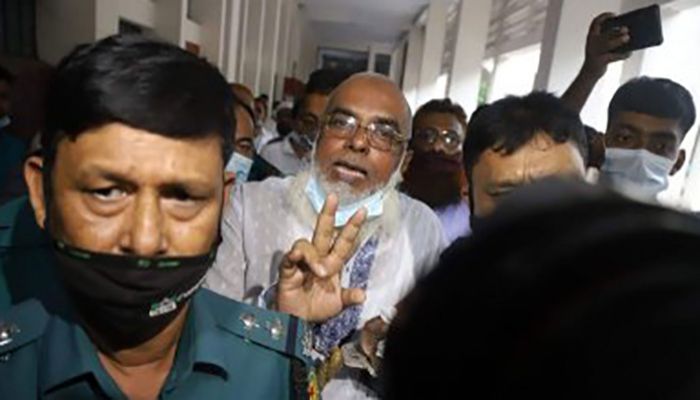 মিথ্যা মামলায় সাজা ভোগ করতে হচ্ছে: মালেক