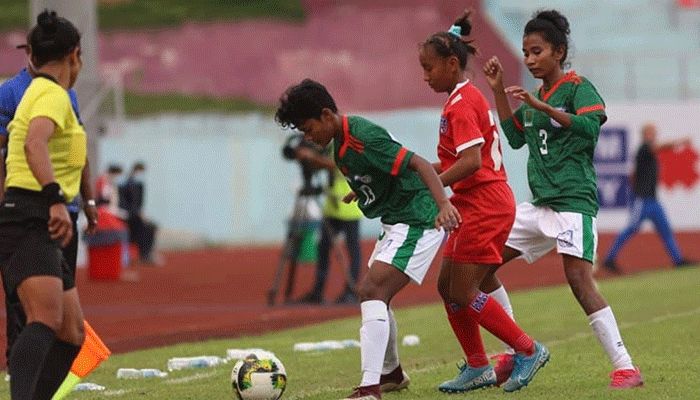 বাংলাদেশ নারী ফুটবল