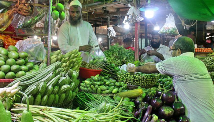 লাগামহীন নিত্যপণ্যের বাজার