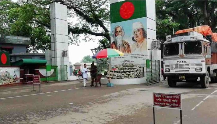 বেনাপোল বন্দর দিয়ে আমদানি-রপ্তানি শুরু
