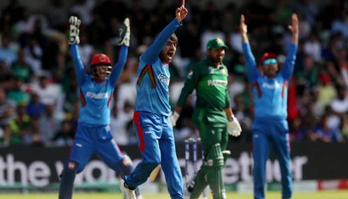 পাকিস্তানের বিপক্ষে টস জিতে ব্যাটিংয়ে আফগানিস্তান